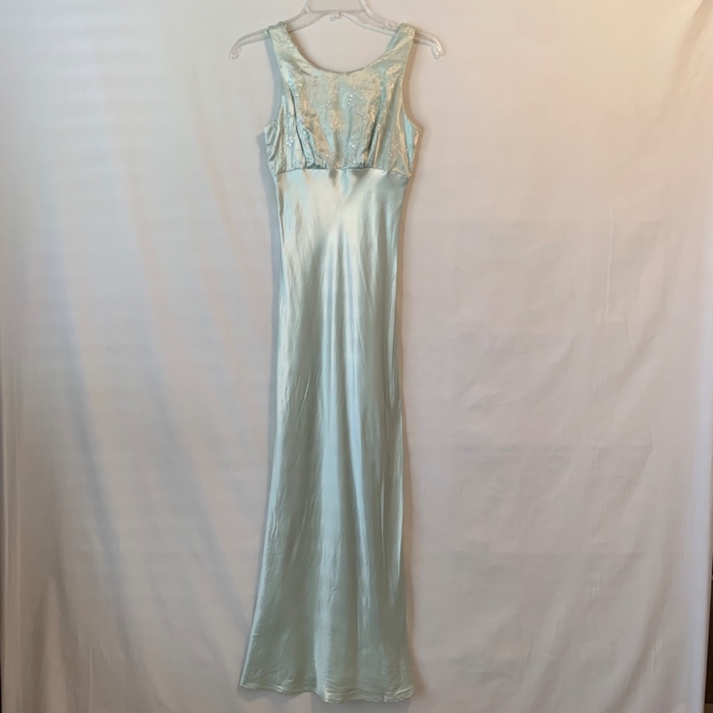 Light Green Satin Flower Sequined Sleeveless Dress Size 3/4